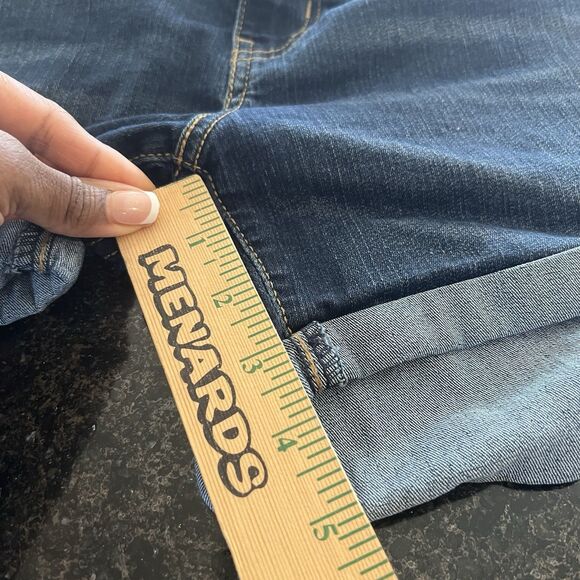 Levi's Women's Mid-Length Denim Shorts dark Blue Size 32 Classic Cuff Stretch M - Picture 14 of 14